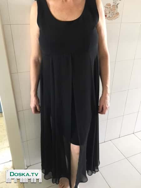 Вечернее чёрное платья. Отличный фасон отличное состояние. Размер 38 -40