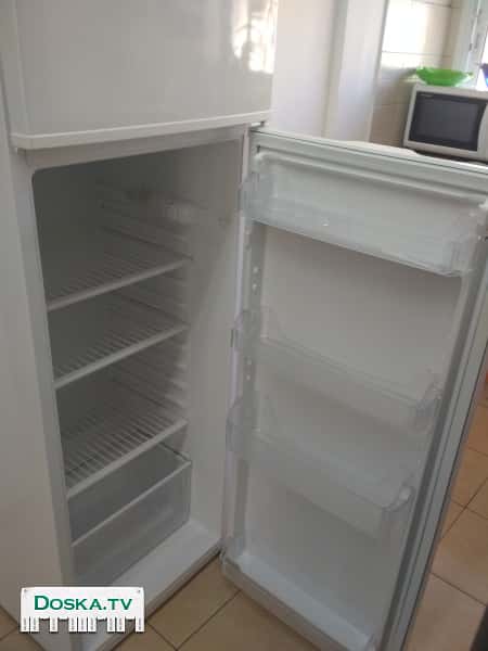 холодильник. Новый. Размеры :  155×54×56, Цена 700 шекелей. Самовывоз.