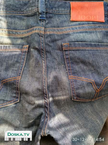 Джинсы темно синего цвета, мужские, новые, фирменные(ФРГ). Размер 32-34. Продаю