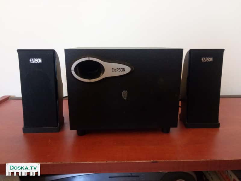 Динамики для компьютера, в отличном состоянии.