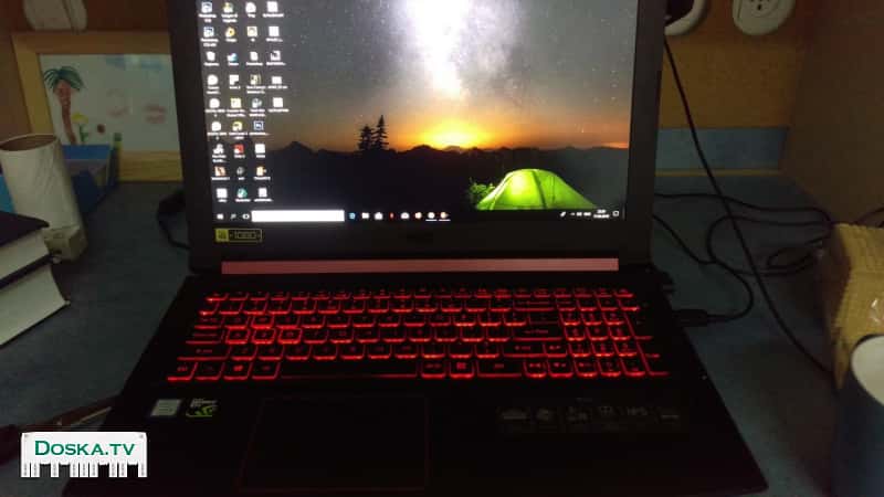 Продаю ноутбук б/у Acer Nitro. купил 3,5 месяца назад. Есть