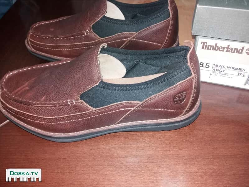 мужские туфли. новые. цвет коричневый. размер 42.