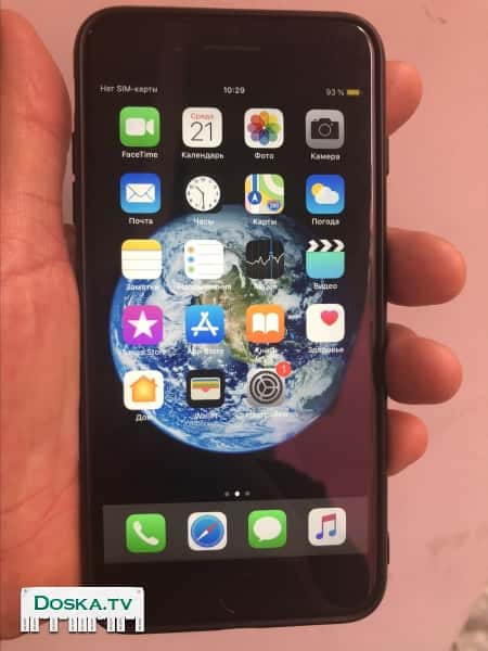 Полный комплект на гарантии два чехла в подарок не восстановленный