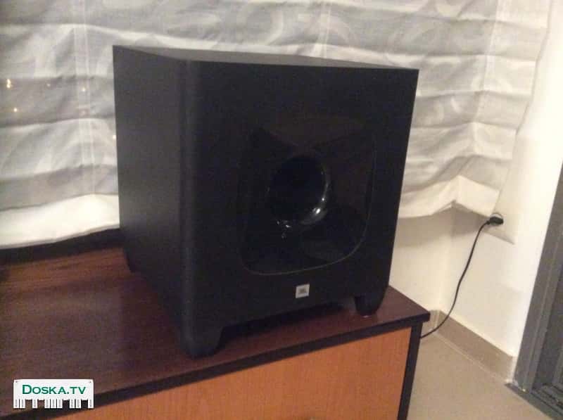 Сабвуфер от Саундбара JBL Cinema SB400