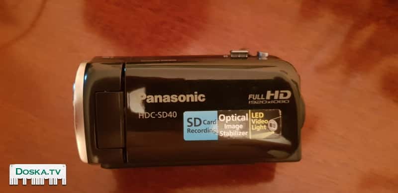 Практически новая PANASONIC HDC-SD40 все кабели зарядное устройство и сумка-чехол