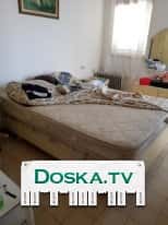 Матрас хороший, удобный, недавно куплен 200*140, можно с кроватью, но