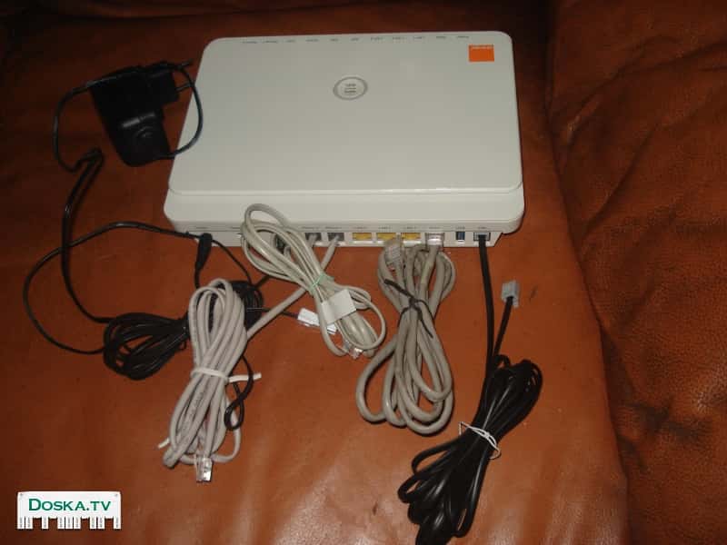Беспроводной раутер adsl фирмы Vtech smart box. Включая все кабели