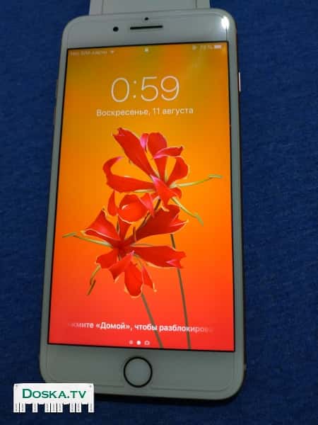 iPhone 8+  Состояние отличное  цвет: gold  Емкость