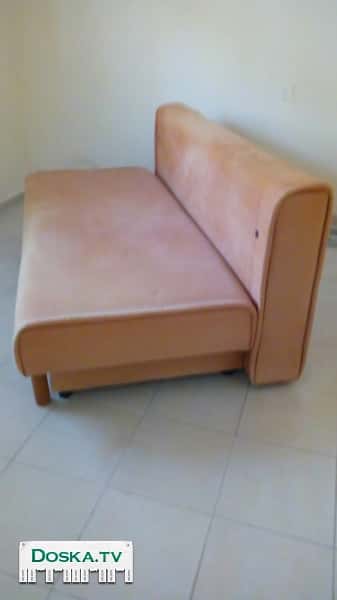 Бесплатно! Диван раскладной в хорошем состоянии, фирма Аминах Бат-Ям Забрать