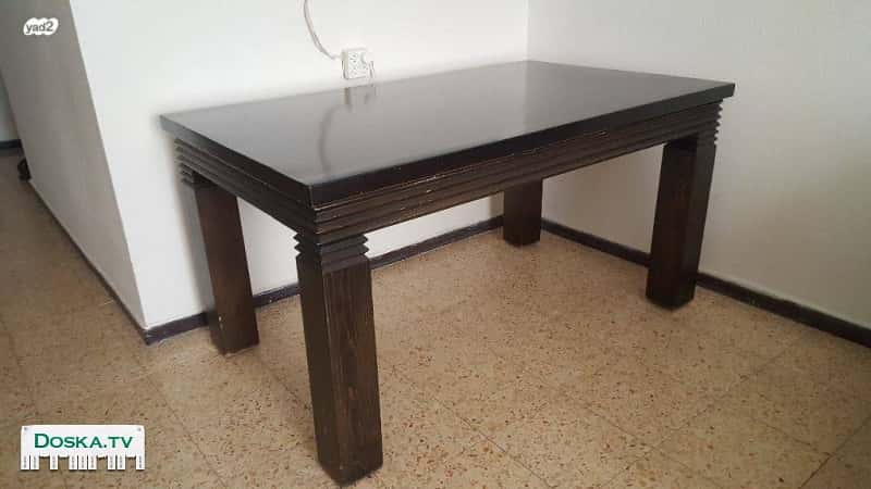 Обеденный раздвижной полированный стол размером 150х90