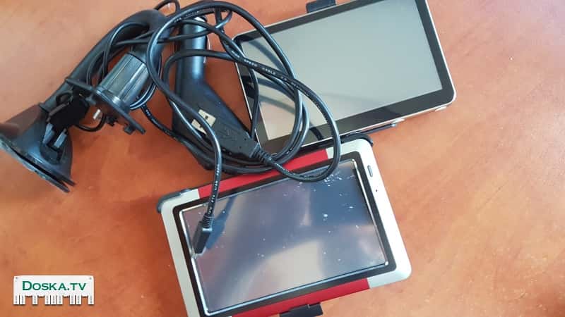 Old GPS devices in working order for exchange or sale.