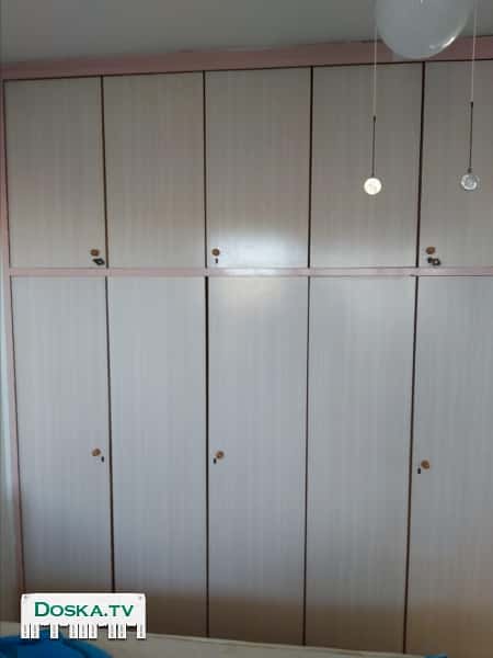 встроенный шифонер пятидверный, в хорошем состоянии , размеры 200*240 см.Самовывоз.