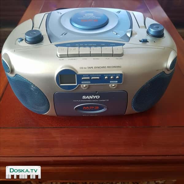 СД плеер "sanyo" stereo radio cassette mcd-mx 780