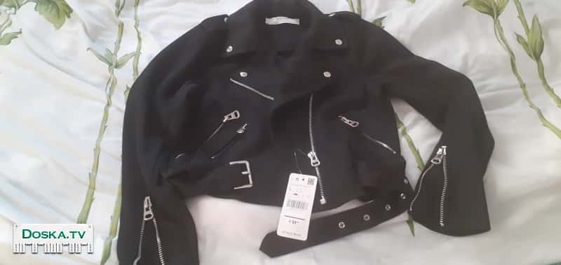 Куртка чёрная ,косуха размер смоль,совершенно новая  не подошёл размер,