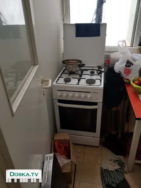 Срочно самовывоз  газовую плиту с духовкой. работает хорошо