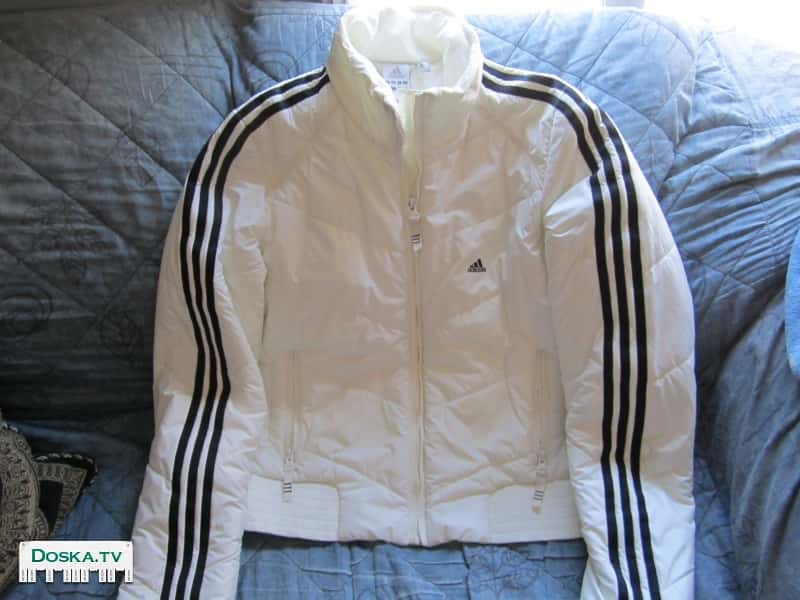ADIDAS CLIMA 365. Куртка- осенне зимняя. Бело- бежевого цвета.