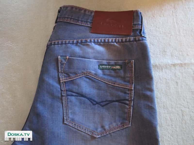 Джинсы "LACOSTE" оригинальные.  Сделаны во Франции. На пуговицах. Размеры