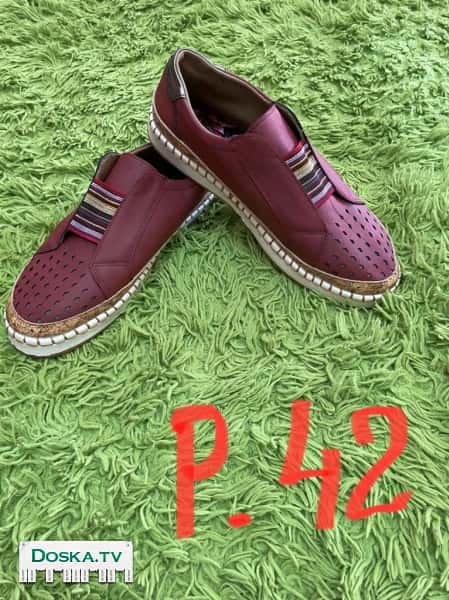 Новые, р.42, для ноги с проблемной косточкой.