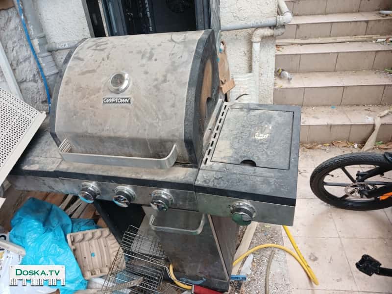 Гриль для барбикю. Балон с газом состоя хорошее.