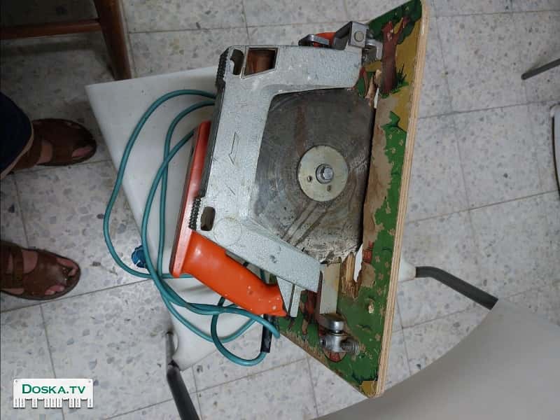 дисковая пила ручная , стационарная, высокооборотная с набором пил ,