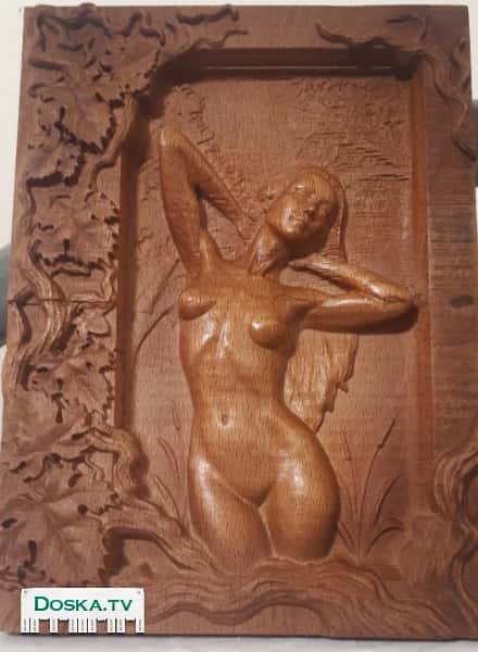 Вырезана из бука размер 145х195