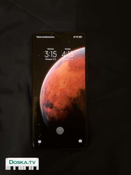 телефон MI xiaomi 9/128gb в прекрасном состоянии, телефон полностью сброшен