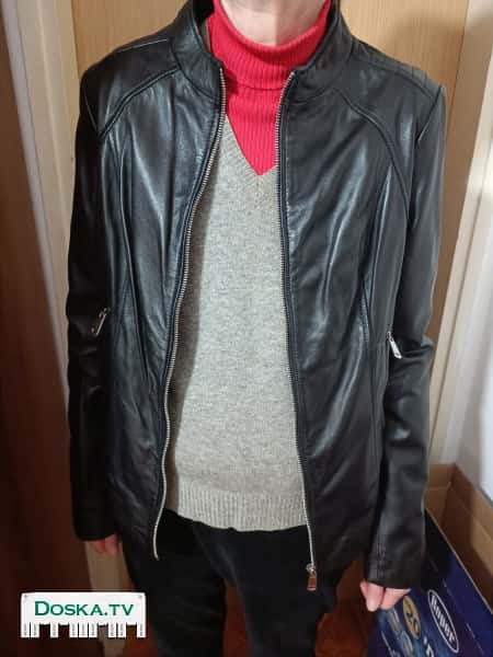 Женская черная куртка из натуральной кожи, размер 44-46. Новая,с биркой.
