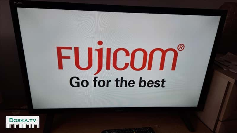 Телевизор Fujicom 32 дюйма с пультом в хорошем состоянии