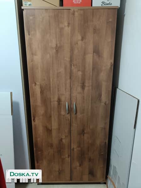 Шкаф в хорошем состоянии высота 183, ширина 80
