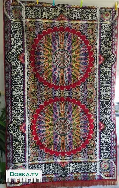 Продаю ковёр/гобелен с восточным узором в отличном состоянии.