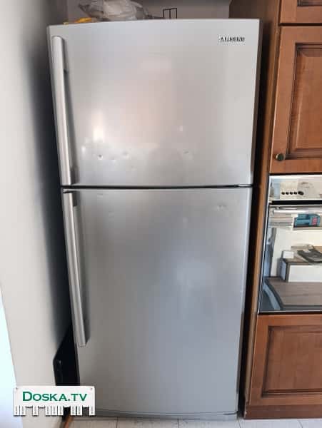 Холодильник 487лт,Самсунг,работает как часы,в очень хорошем состоянии  Верхняя морозильная