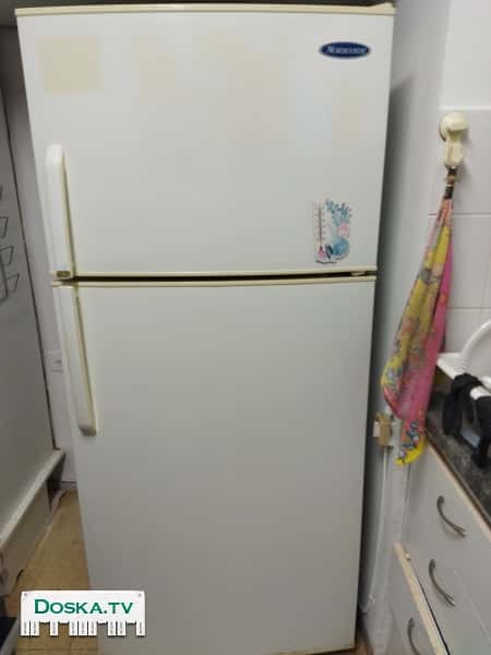 Уезжаем. отдаем работающщие электроприборы в хорошем состоянии. Большой  работающий