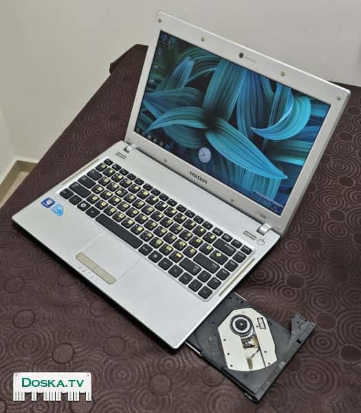 ноутбук SAMSUNG 2010 г. в хорошем рабочем состоянии. Model: NP-Q330-JA01IL