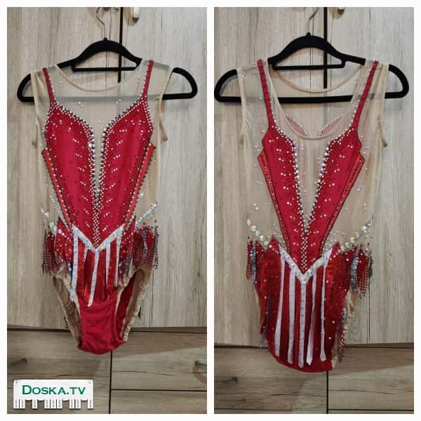 Купальник в отличном состоянии. Сшит на заказ в Израиле. Подходит