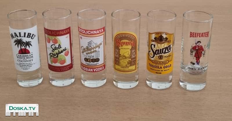 6 коллекционных рюмок и 2 пивные кружки