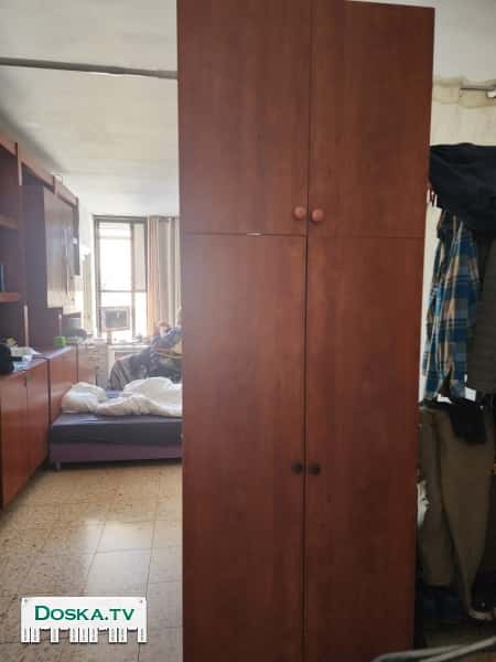 Высокий двухведерный шкаф