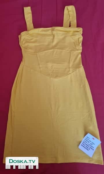 Новые блузки, платье и шорты. Размер М.