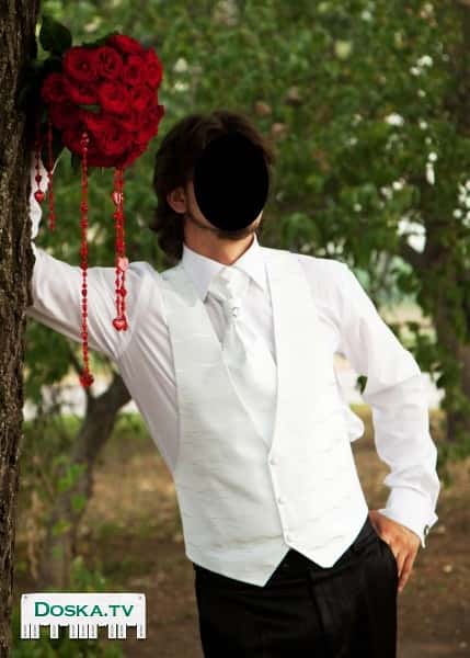 Костюм мужской свадебный (брюки, жилет, пиджак и рубашка с галстуком).