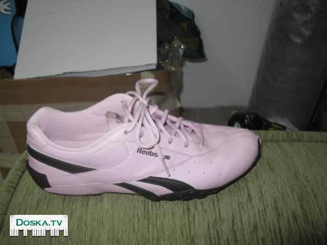 Продаю кроссовки REEBOK. Размер 41-42. Состояние новое. Муж одел два