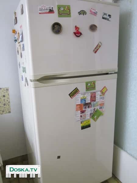 Холодильник в отличном рабочем состоянии ( производство - Израиль). Самовывоз.