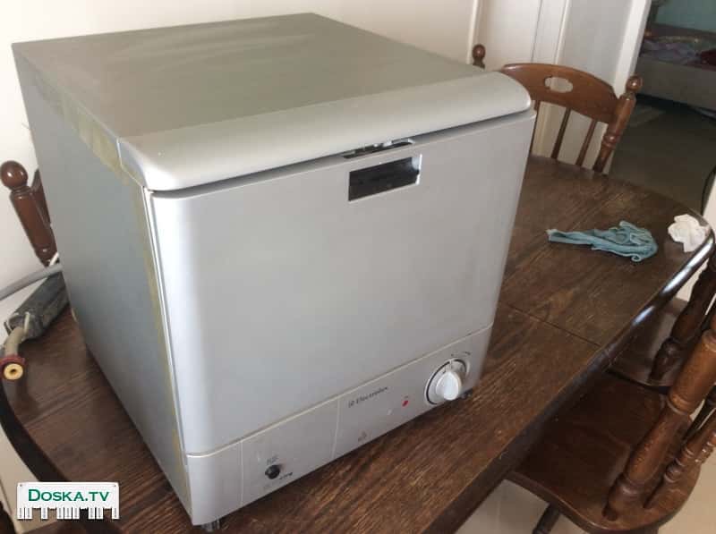 Настольная посудомойка.