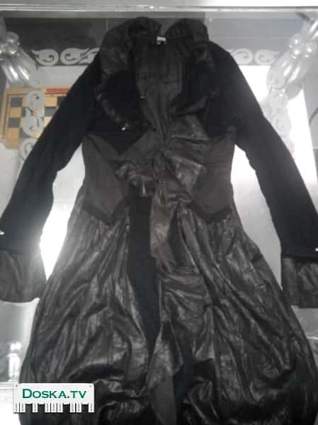 Крутой кардиган черного цвета. Очень круто смотрится, можно приехать померить.