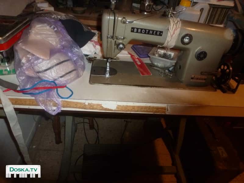 Производственная швейная машина, оверлок, "подолка" ножная для вышивки.