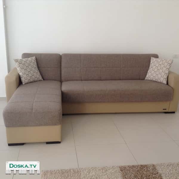 Угловой диван с 2 мя ящиками для белья. Раскладывается