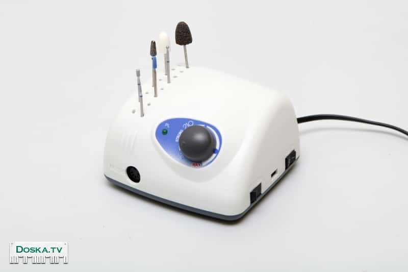 Бормашинка Strong 210 - одна из популярнейших моделей аппаратов Strong.