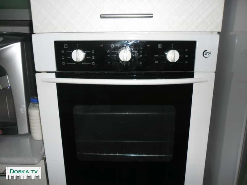Духовка встроенная б/у. Торг уместет.