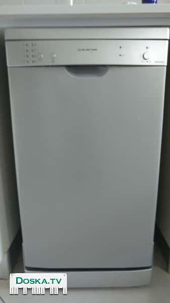 посудомоечная машина куплена год назад, в идеальном состоянии, практически не
