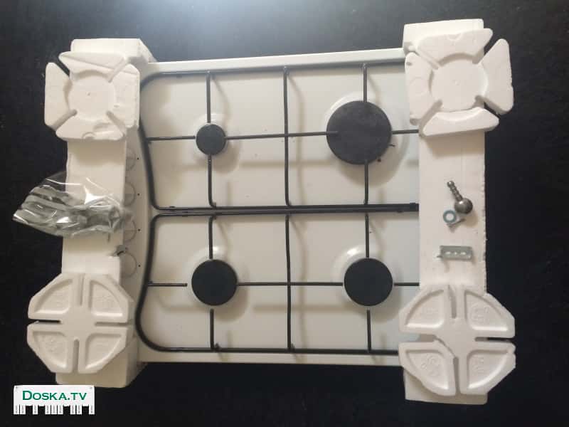 Плита газовая, белая