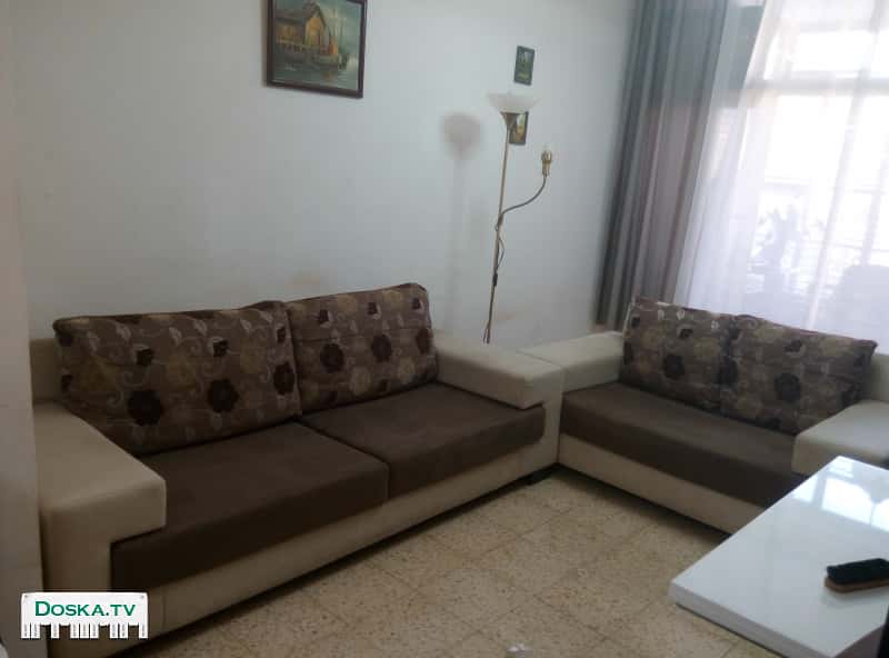 Салон 3+2 без ящика не раздвижной.