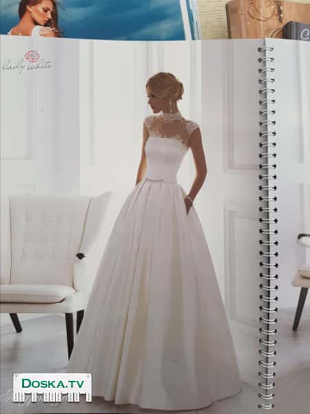 свадебное платье, куплено в свадебном салоне в Беларуссии, после химчистки,